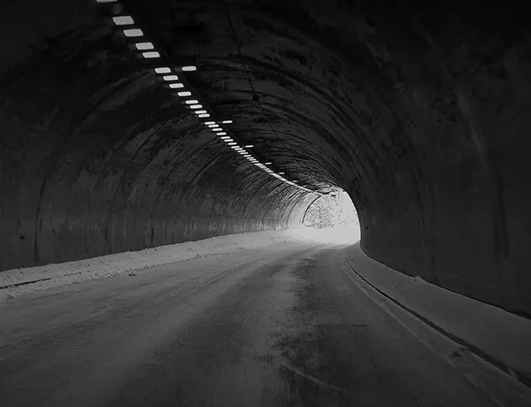 A safe path through a tunnel